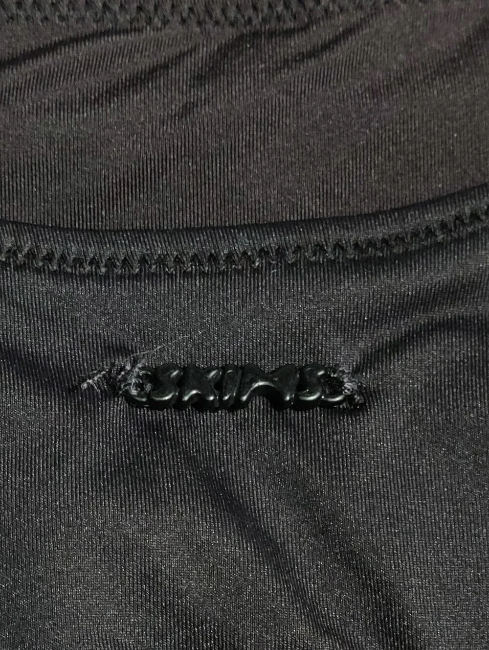 SKIMS color black